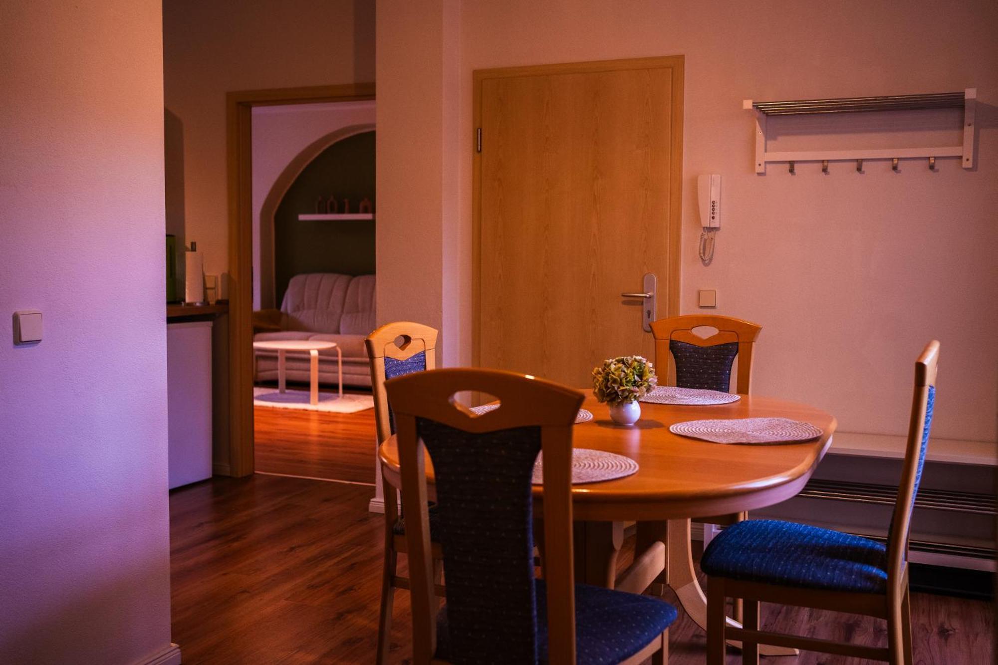 Ferienwohnung Schlossblick Mit Parkplatz Pirna Exterior foto